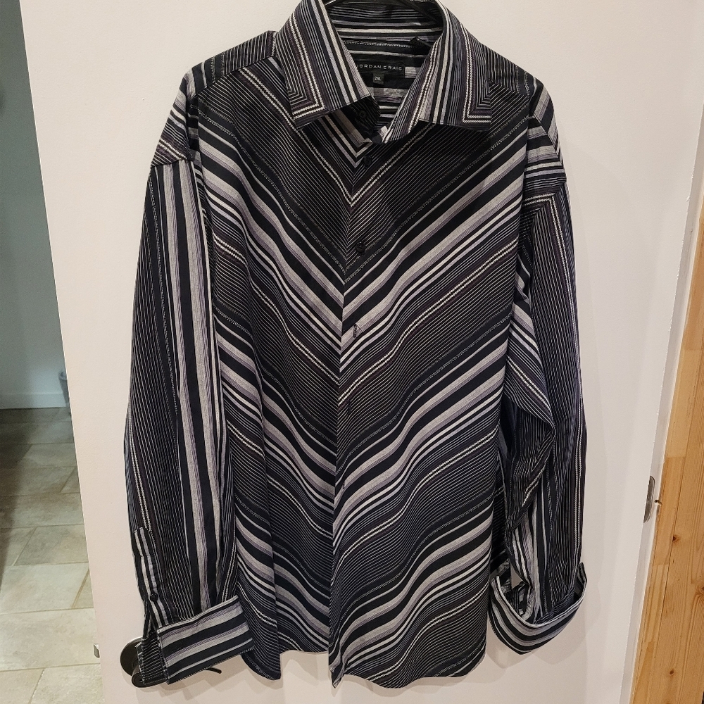 Jordan Craig ladies 2XL blouse shirt. 100% cotton. Black and white strip. Long s
